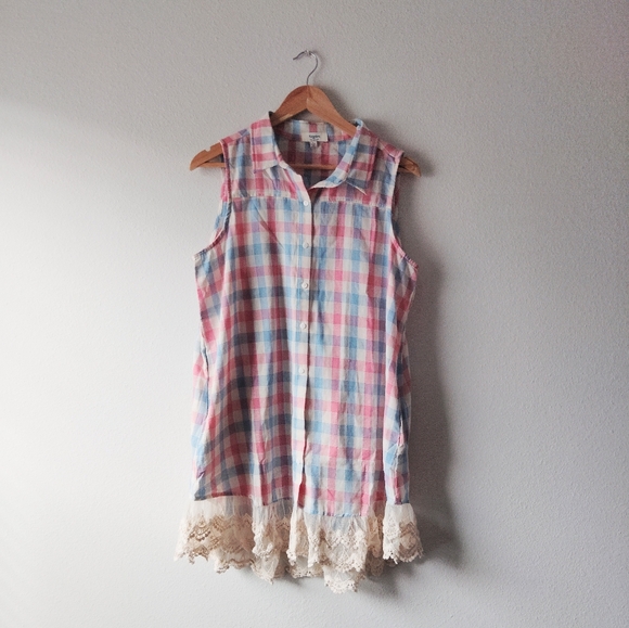 Hayden Los Angeles Dresses & Skirts - Hayden Colorful Plaid Sleeveless Dress with Lace Hem